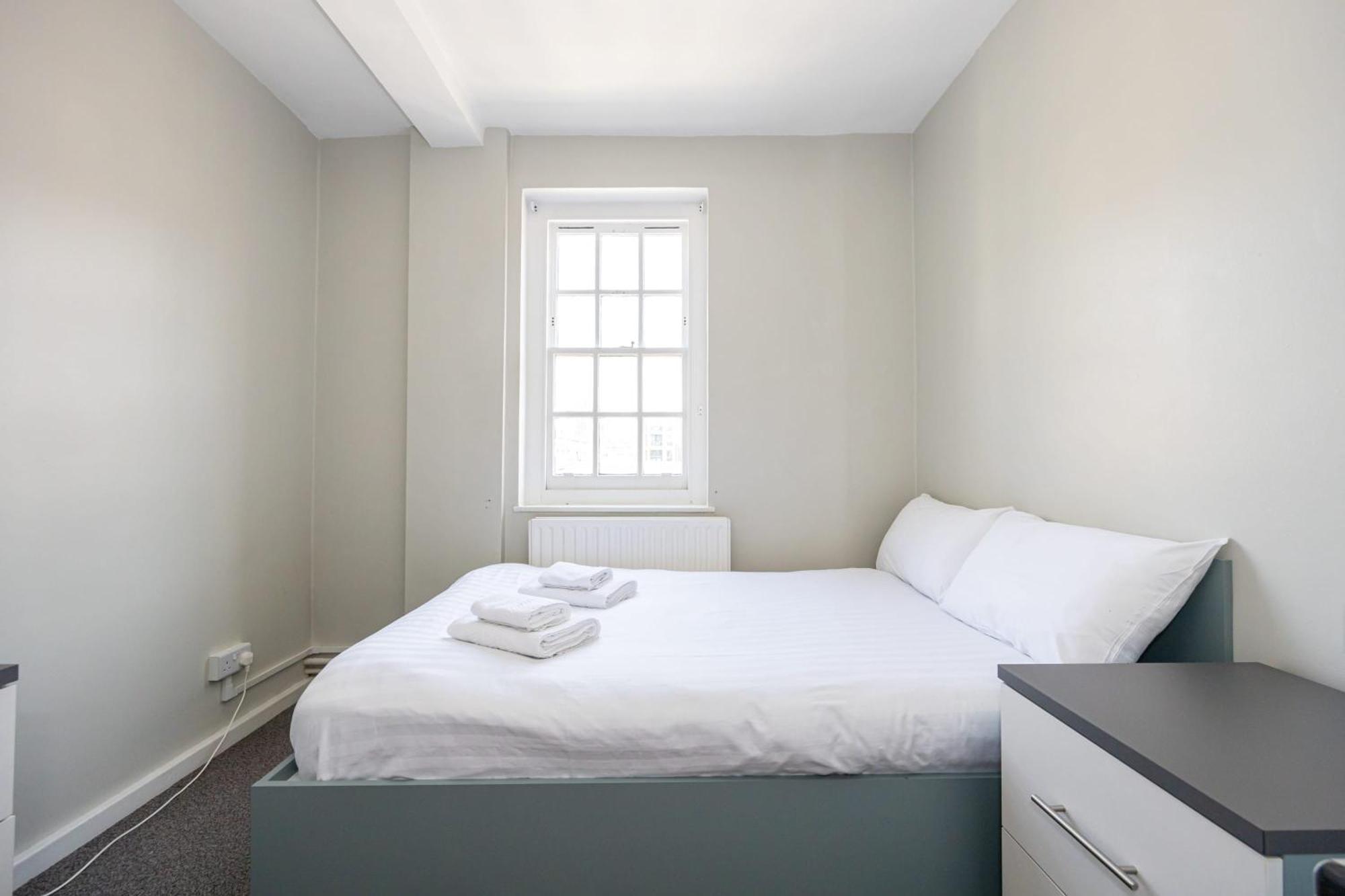 Spacious Room With Shared Facilities Londres Exterior foto